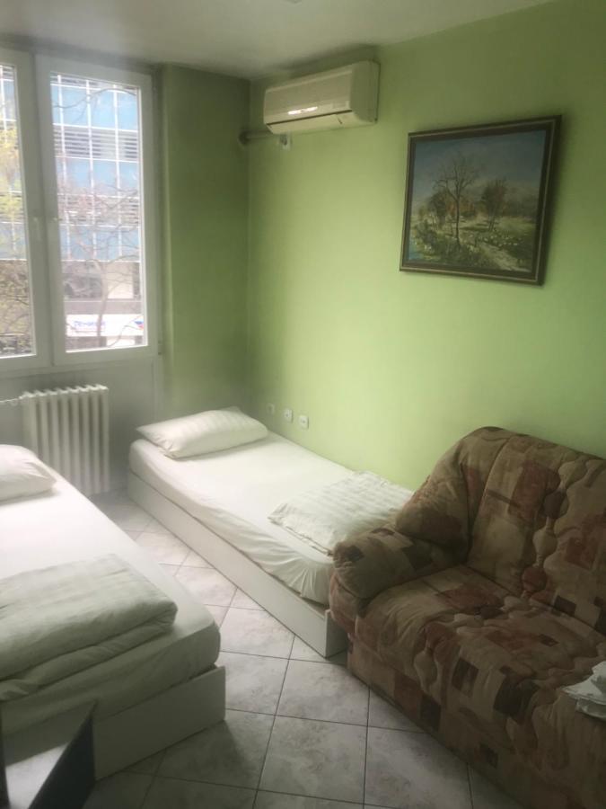 Kalamaras Apartments Skopje Bagian luar foto