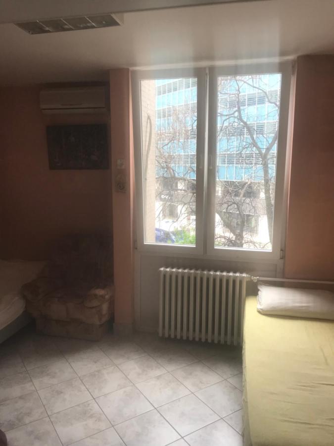Kalamaras Apartments Skopje Bagian luar foto
